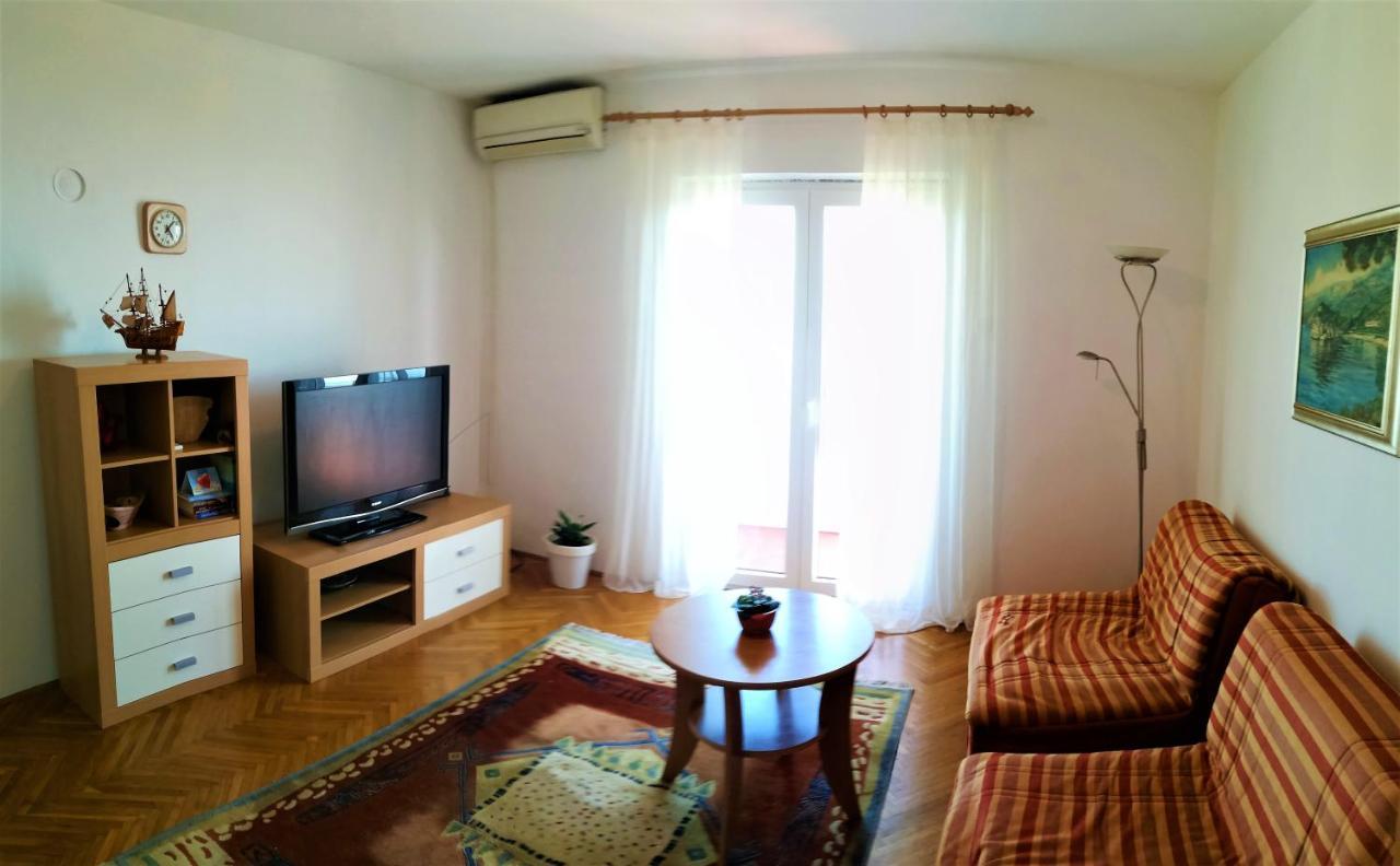 Leona Apartment Lovran Ngoại thất bức ảnh