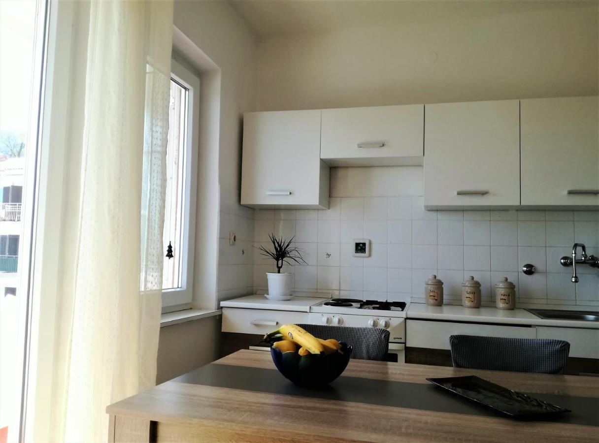 Leona Apartment Lovran Ngoại thất bức ảnh